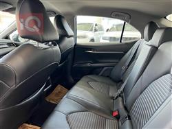 تۆیۆتا کامری